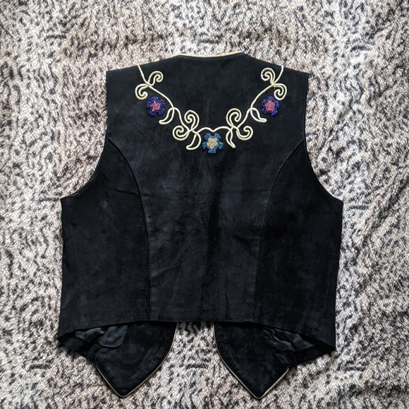 Vintage beaded suede vest - Picture 7 of 9